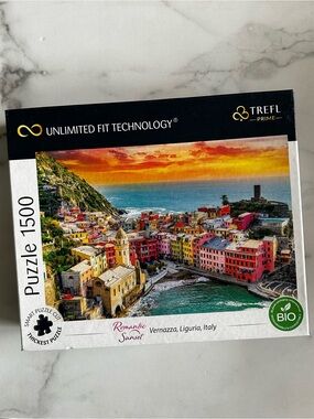 Trefl Romantic Sunset: Vernazza, Liguria, Italy 1500 Piece Jigsaw Puzzle